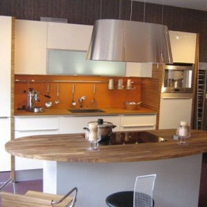 ilot-sur-mesure-plan-travail-bois
